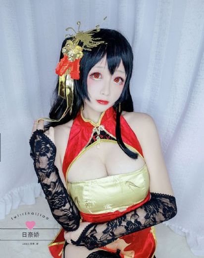 大胸年轻继母