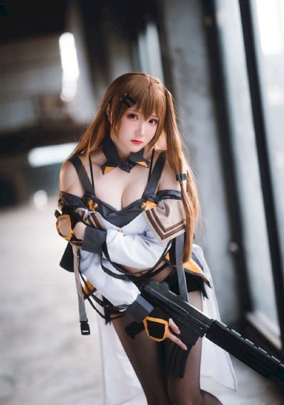屈服电影