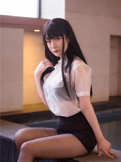 二级黄色