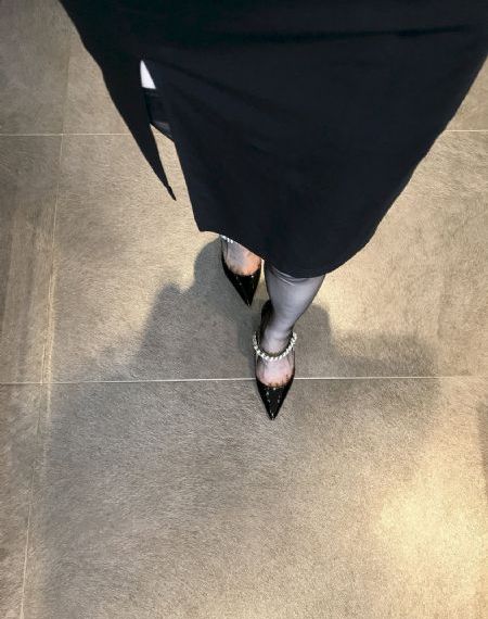 老师扒开腿让我爽了一夜视频