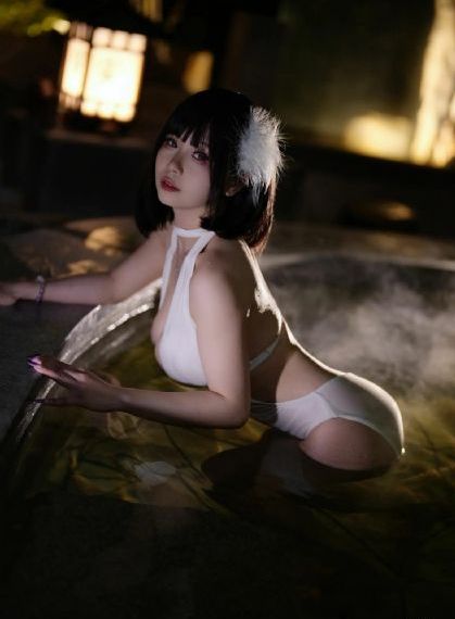 美里麻衣