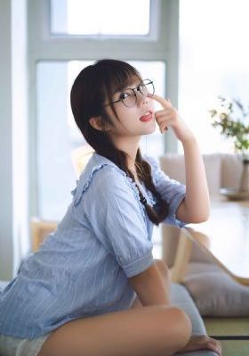 年轻的女学生电影