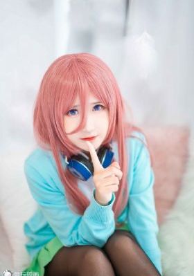 三只裸熊