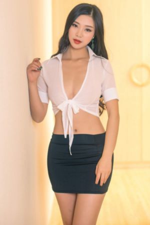 年轻的女教师2观看