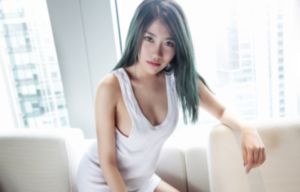 电影 游泳池 完整在线播放
