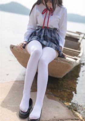 扒掉乳罩虐胸打胸吸奶动漫