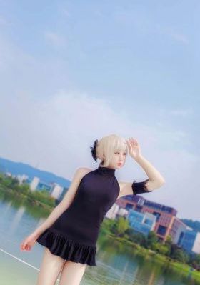 《阁楼里的情人》